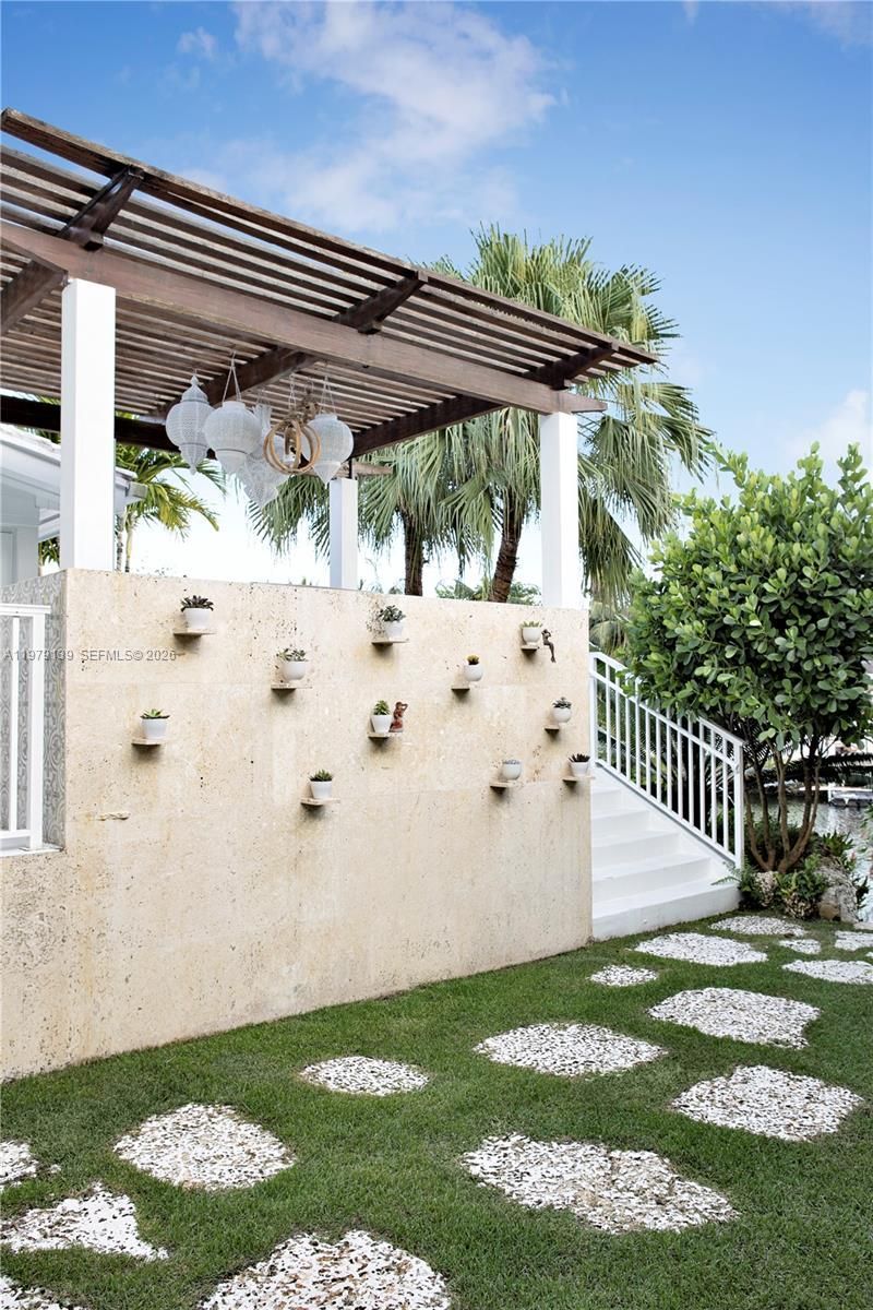 536 Jeronimo Dr , Coral Gables, FL 33146 Photo