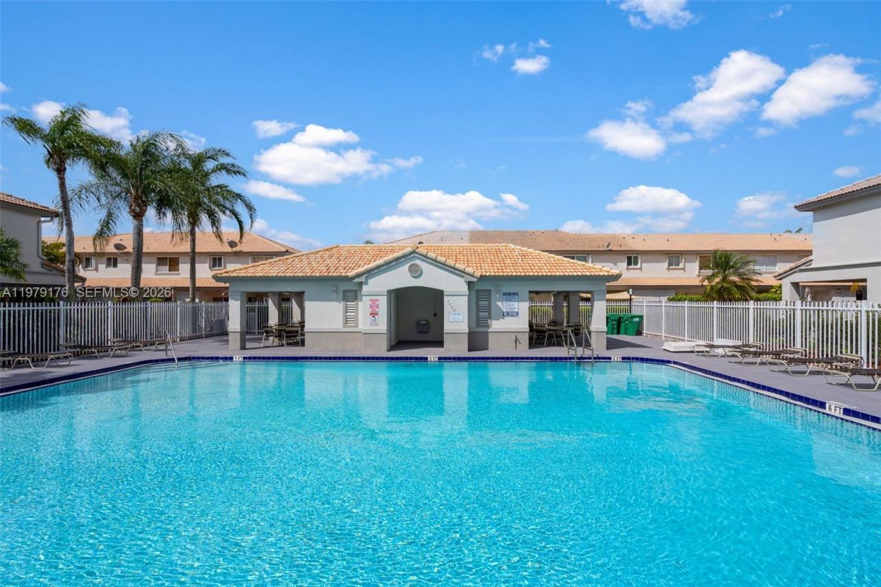 7413 SW 162nd Path , Miami, FL 33193 Photo