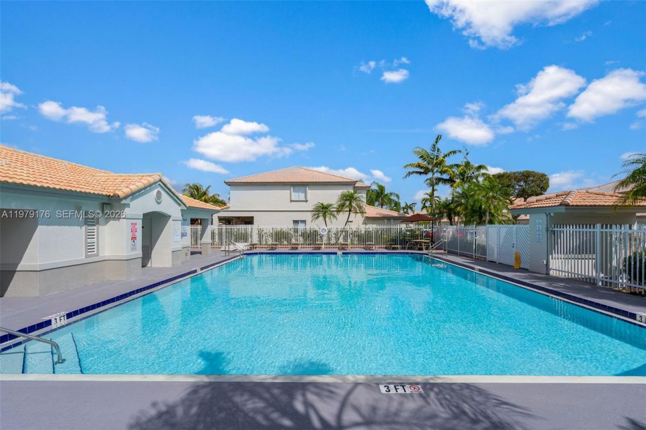 7413 SW 162nd Path , Miami, FL 33193 Photo