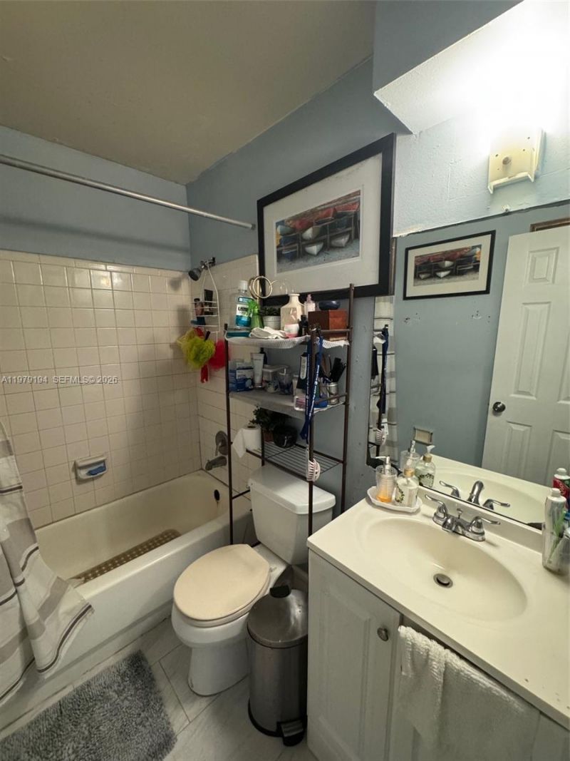 805 S H St , Lake Worth, FL 33460 Photo