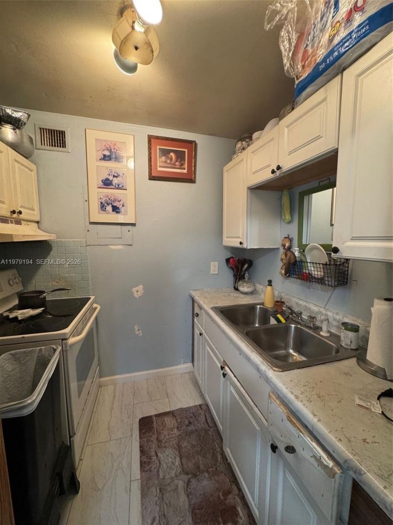 805 S H St , Lake Worth, FL 33460 Photo