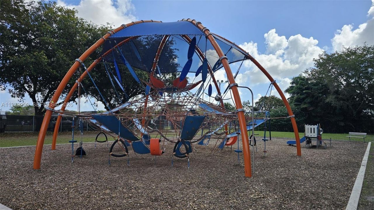 8019 NW 100th Dr, Tamarac, FL 33321 Photo