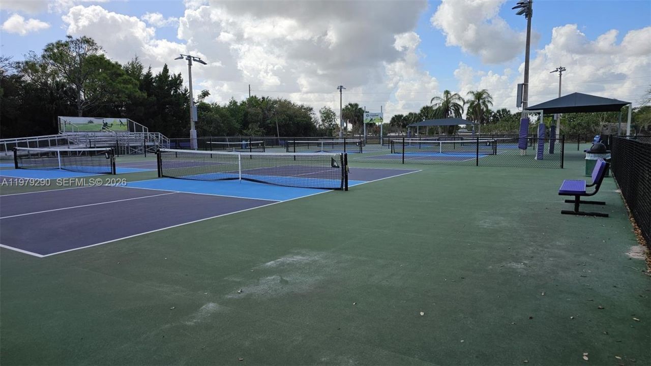 8019 NW 100th Dr, Tamarac, FL 33321 Photo