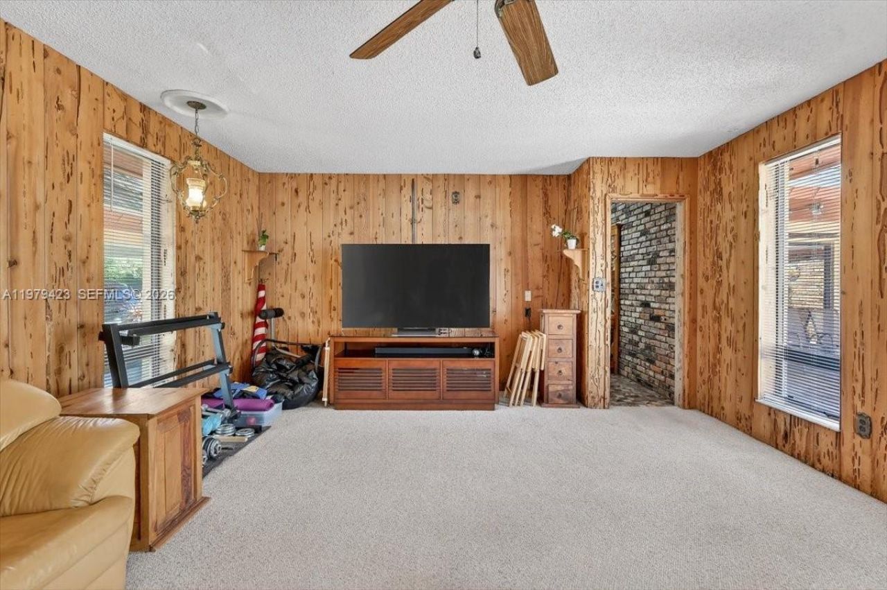 8261 SW 186th St, Cutler Bay, FL 33157 Photo