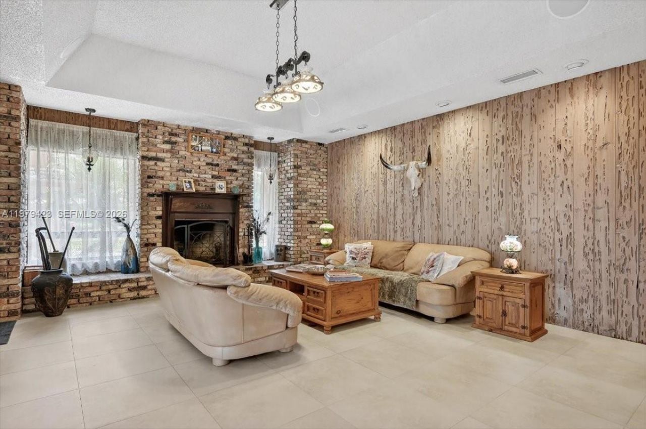 8261 SW 186th St, Cutler Bay, FL 33157 Photo