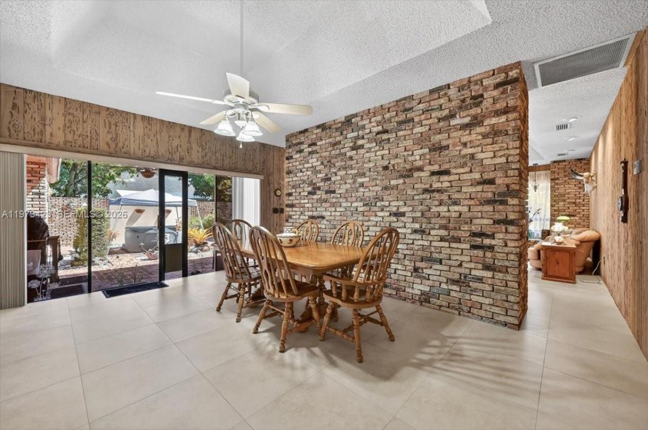 8261 SW 186th St, Cutler Bay, FL 33157 Photo