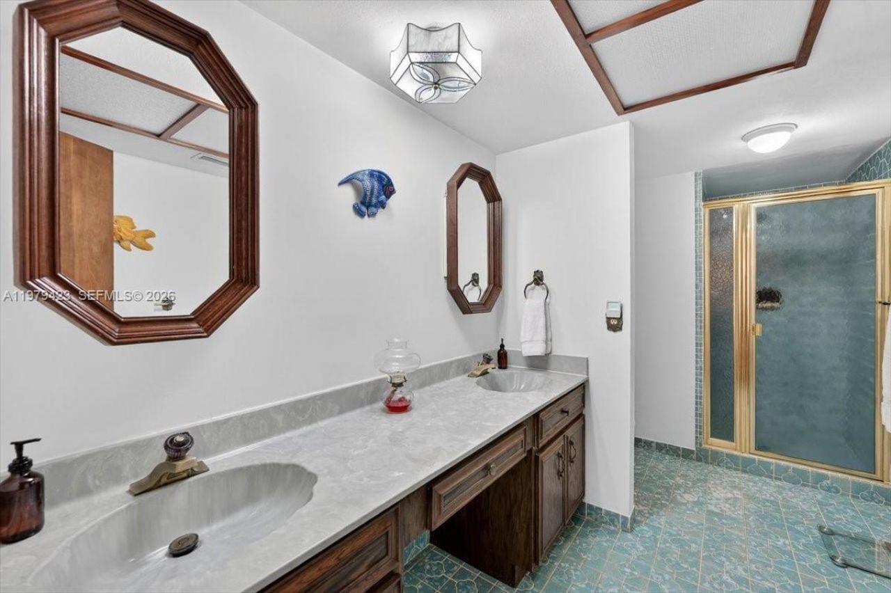 8261 SW 186th St, Cutler Bay, FL 33157 Photo