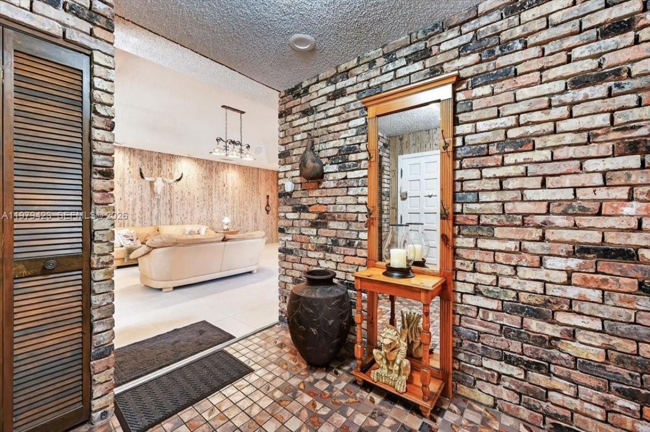 8261 SW 186th St, Cutler Bay, FL 33157 Photo