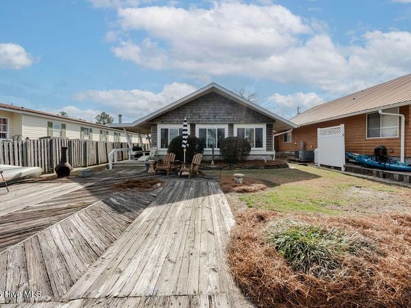 26 Chadwick Place Drive, Elizabethtown, NC 28337