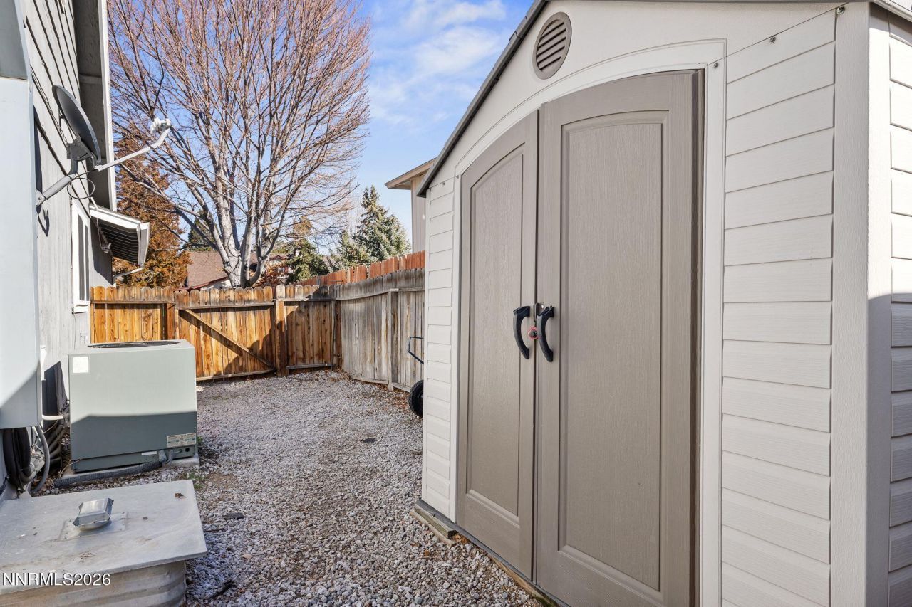 7275 Offenhauser Drive, Reno, NV 89511 Photo