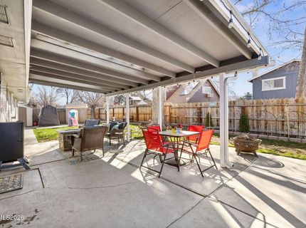 7275 Offenhauser Drive, Reno, NV 89511 Photo