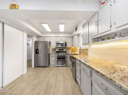 7275 Offenhauser Drive, Reno, NV 89511 Photo