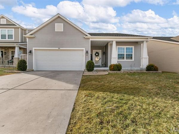 226 Flint Brook Drive , O'Fallon, MO 63366