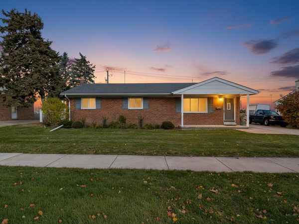 241 Nichols Drive, Saline, MI 48176