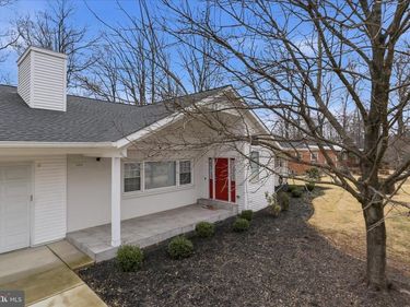 10009 FAIROAKS ROAD, VIENNA, VA 22181