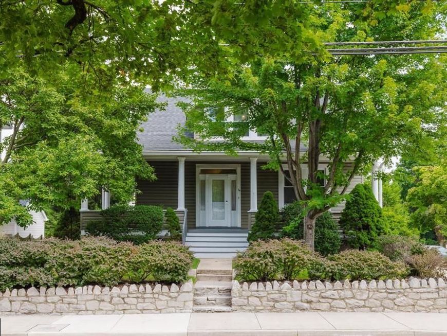 34 Burke Avenue E, Baltimore, MD 21286 Main Photo