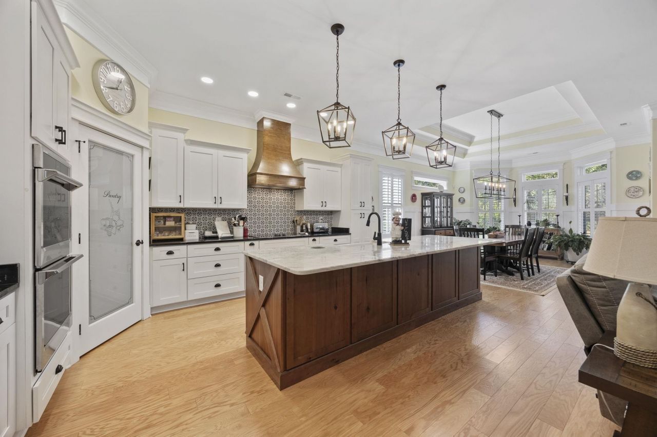 451 Seabury Ln. Photo 17