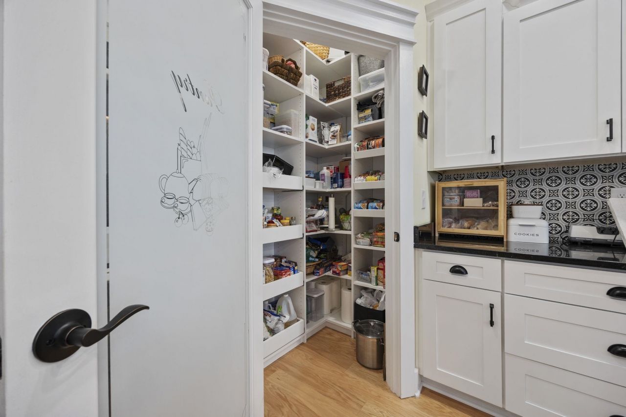 451 Seabury Ln. Photo 18