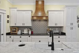 451 Seabury Ln. photo 4