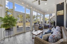 451 Seabury Ln. photo 4