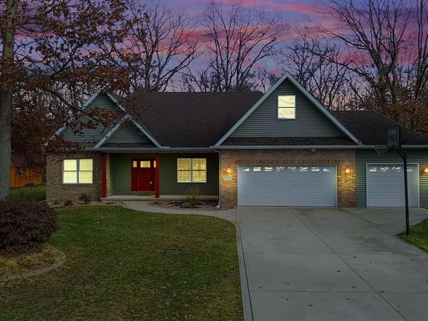10485 Mattie Lane, Wheatfield, IN 46392