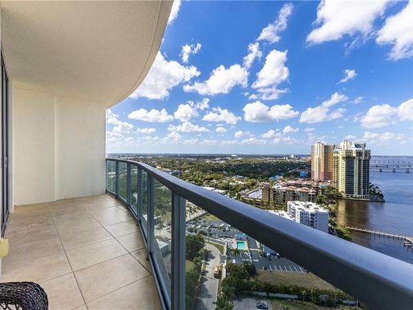 3000 Oasis Grand BLVD, Unit 2405, FORT MYERS, FL 33916