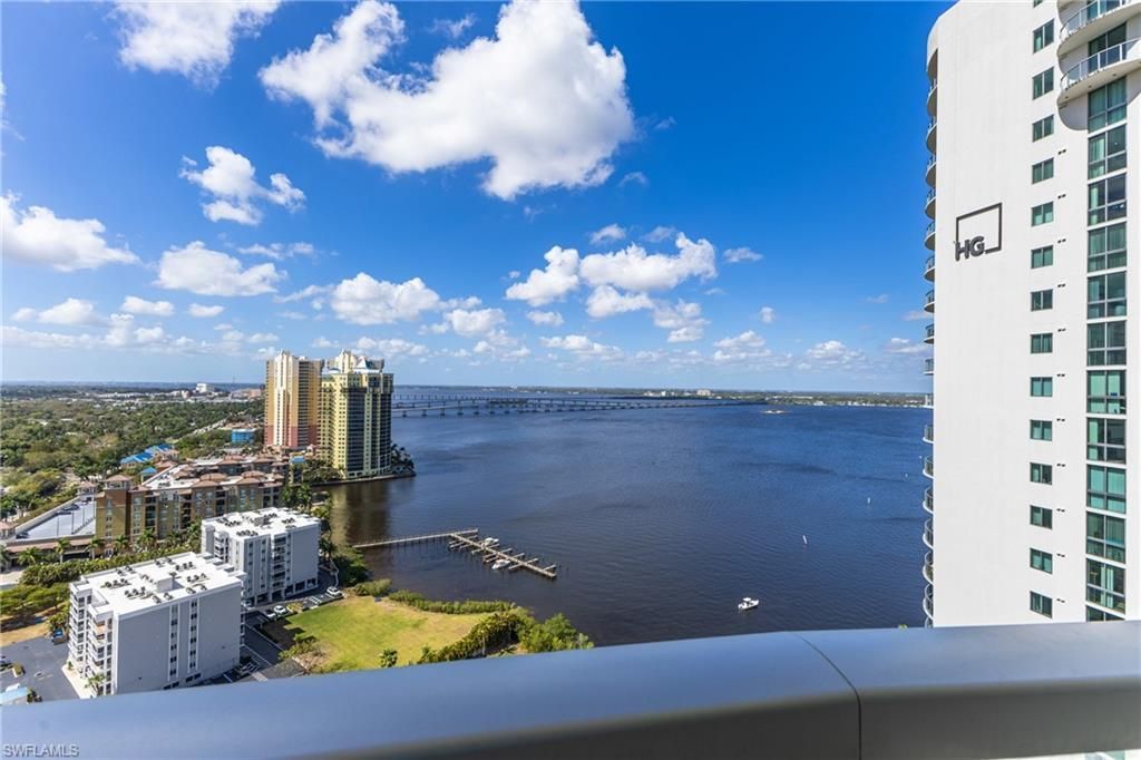 3000 Oasis Grand Blvd, Unit 2405, Fort Myers, FL 33916 Photo