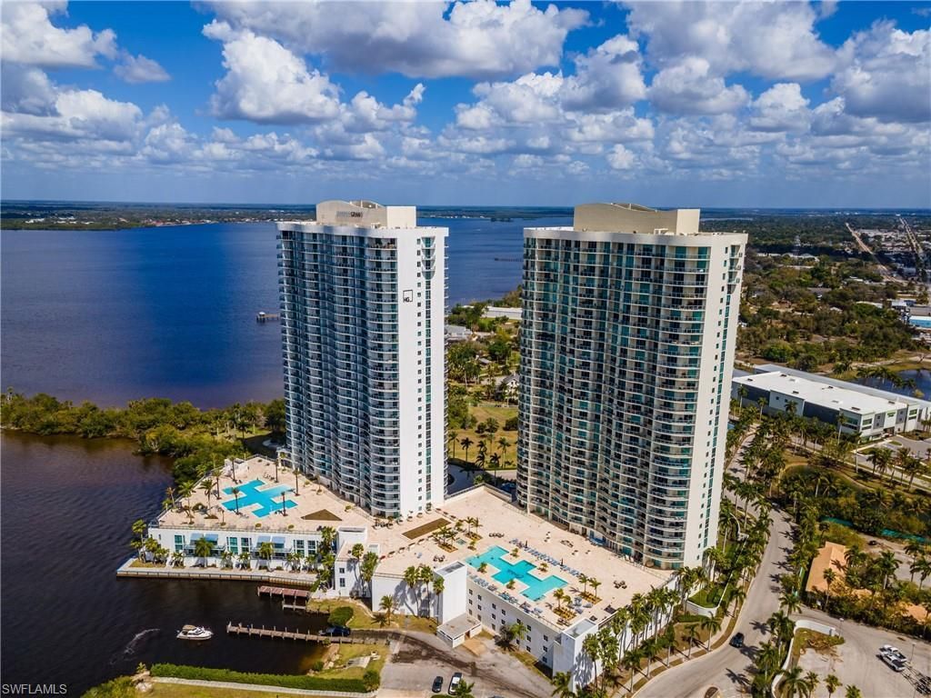 3000 Oasis Grand Blvd, Unit 2405, Fort Myers, FL 33916 Photo