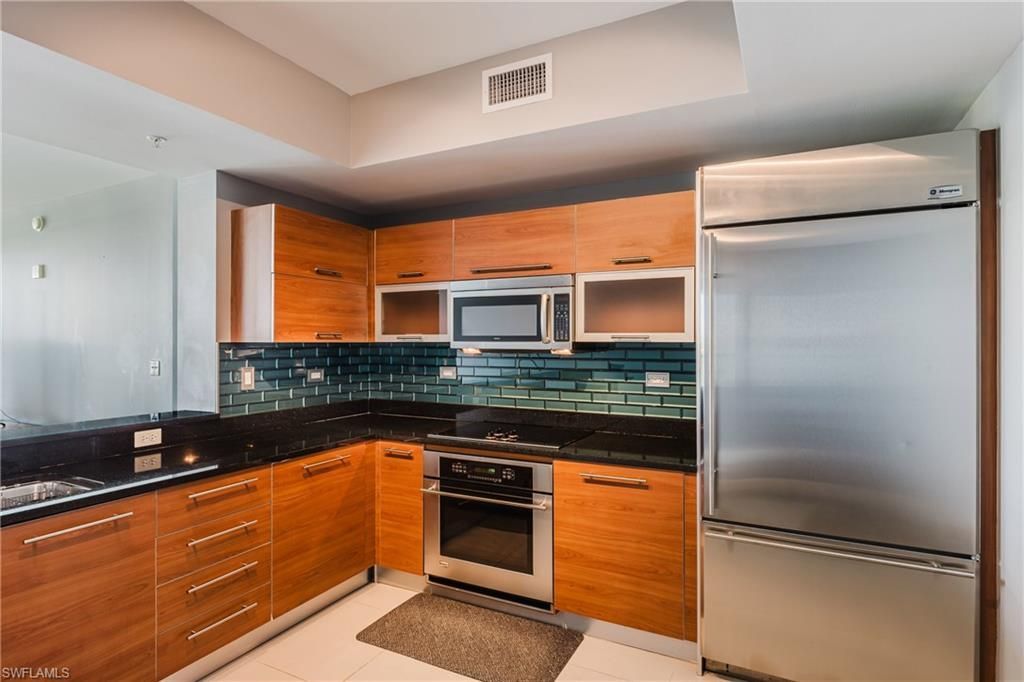 3000 Oasis Grand Blvd , Unit 2405, Fort Myers, FL 33916 Photo