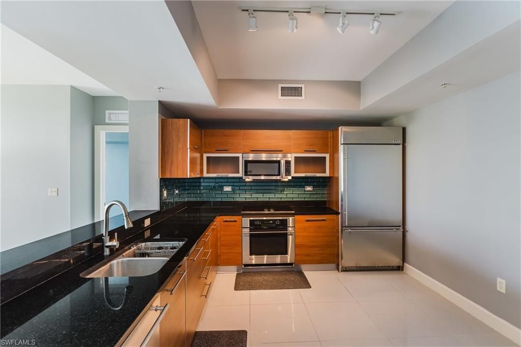 3000 Oasis Grand Blvd , Unit 2405, Fort Myers, FL 33916 Photo