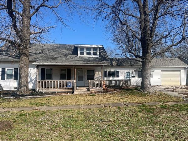 406 E 15th Street, Baxter Springs, KS 66713