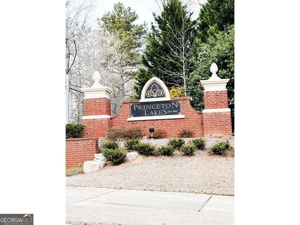 3154 Welmingham Drive SW, Atlanta, GA 30331