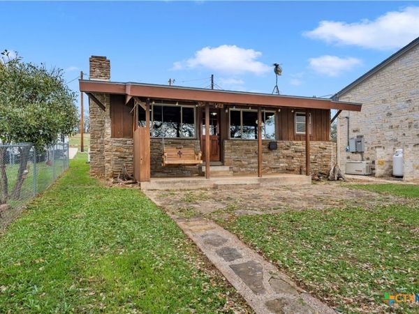 212 Baker Lane , Burnet, TX 78611