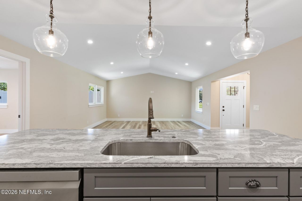 1124 Oceanwood Drive S, Neptune Beach, FL 32266 Photo