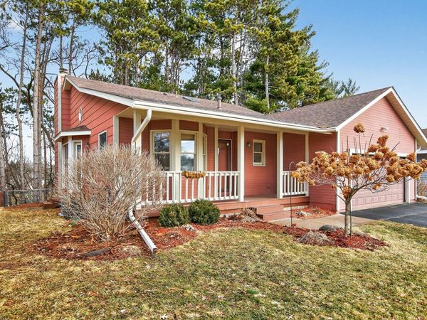 7050 43rd Street N, Oakdale, MN 55128