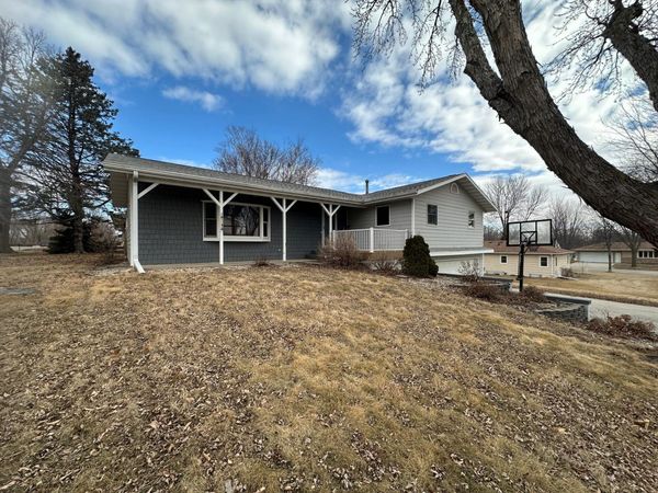 101 E Virginia Street, Luverne, MN 56156
