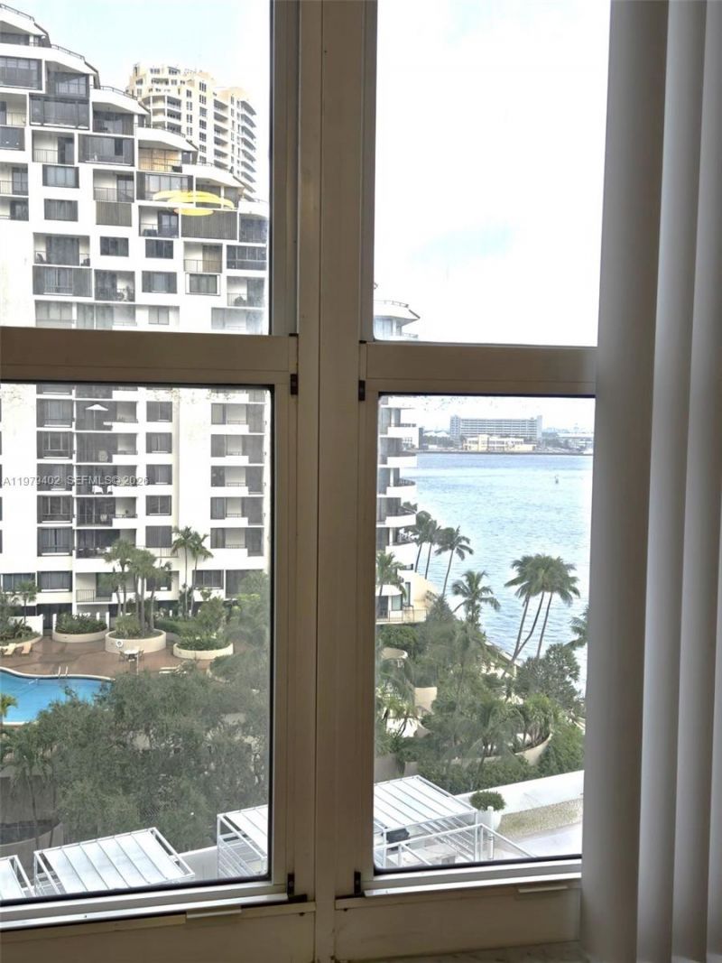 770 Claughton Island Dr , Unit 911, Miami, FL 33131 Photo