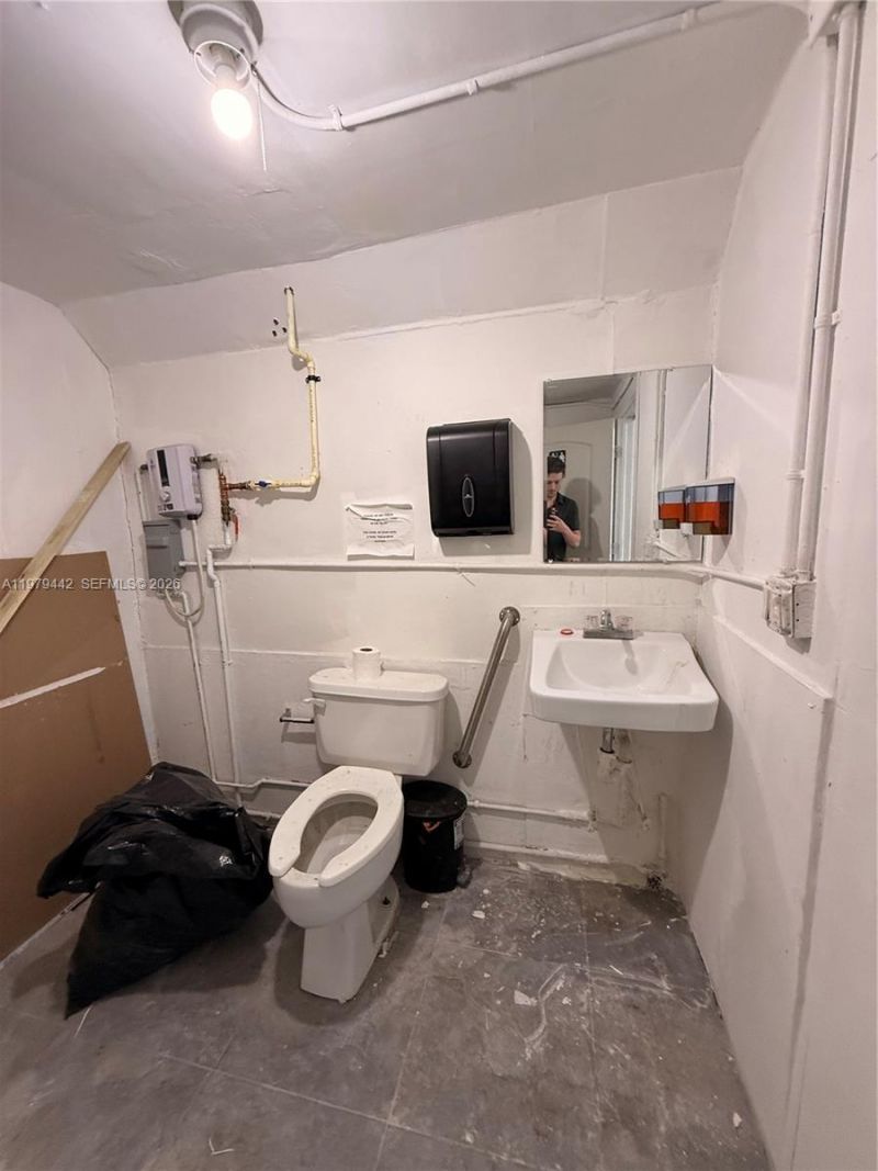 1018 71st St , Unit 1018-104, Miami Beach, FL 33141 Photo