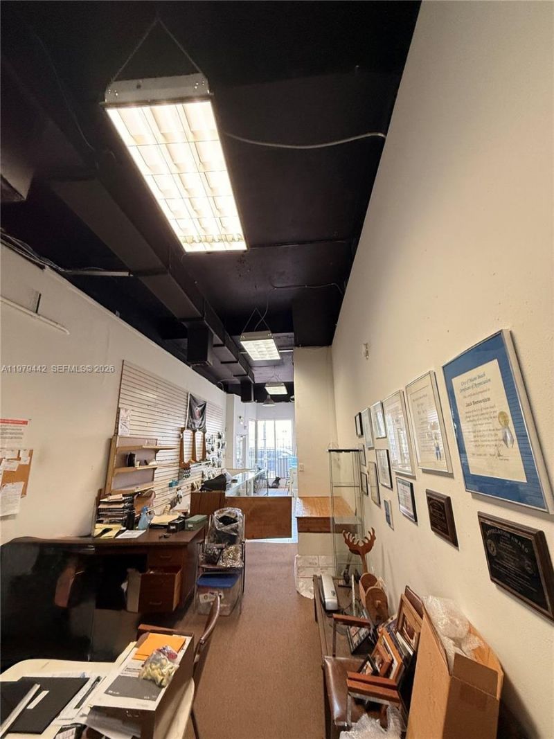 1018 71st St , Unit 1018-104, Miami Beach, FL 33141 Photo