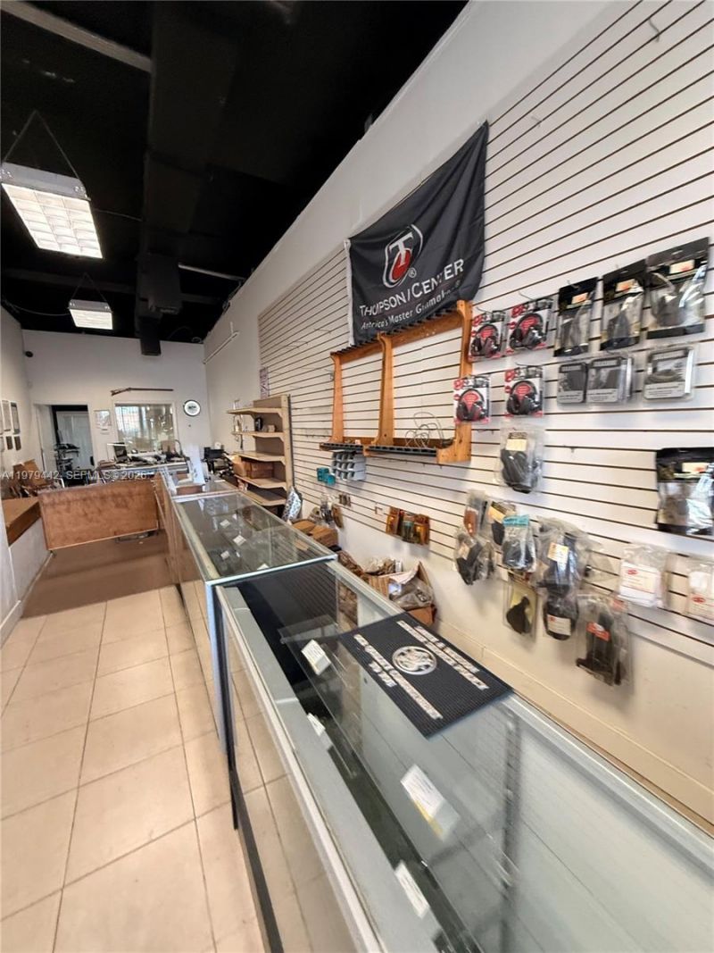 1018 71st St , Unit 1018-104, Miami Beach, FL 33141 Photo