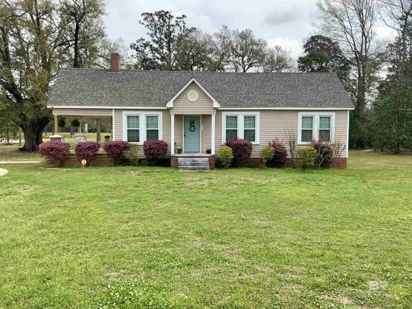 510 N White Avenue, Bay Minette, AL 36507