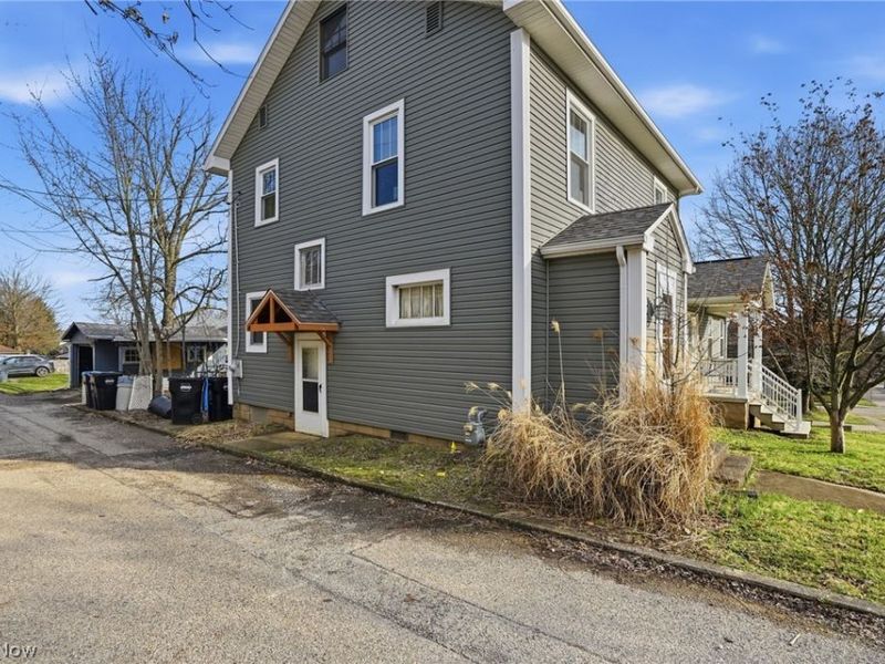 1516 Myrtle Avenue, Zanesville, OH 43701 Photo 2