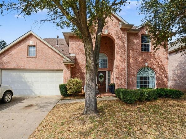 232 Patricia Lane , Highland Village, TX 75077