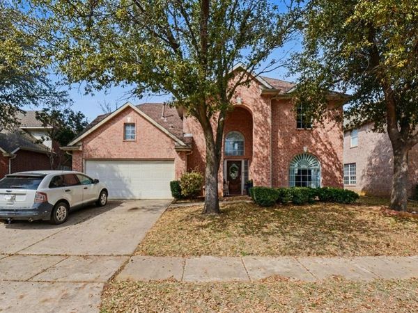 232 Patricia Lane , Highland Village, TX 75077
