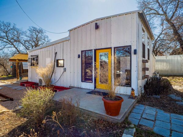 128 E Castlewood DR , Granite Shoals, TX 78654