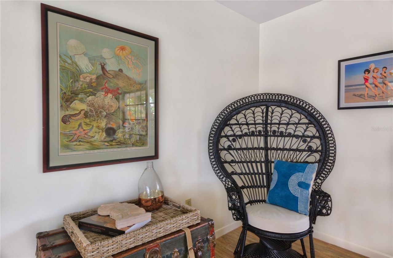 608 Gladstone Lane, Holmes Beach, FL 34217 Photo