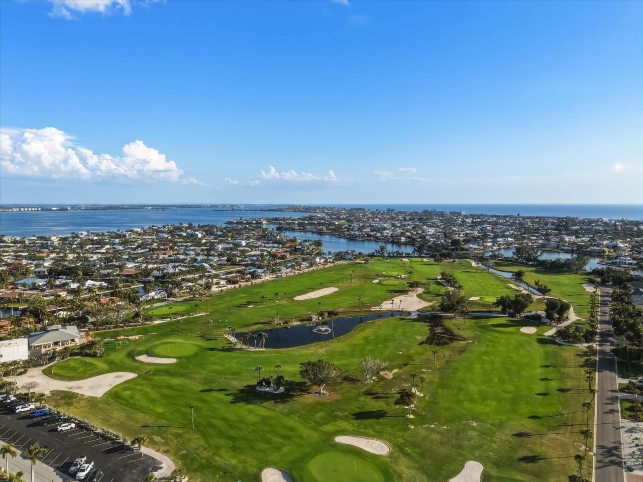 608 Gladstone Lane, Holmes Beach, FL 34217 Photo