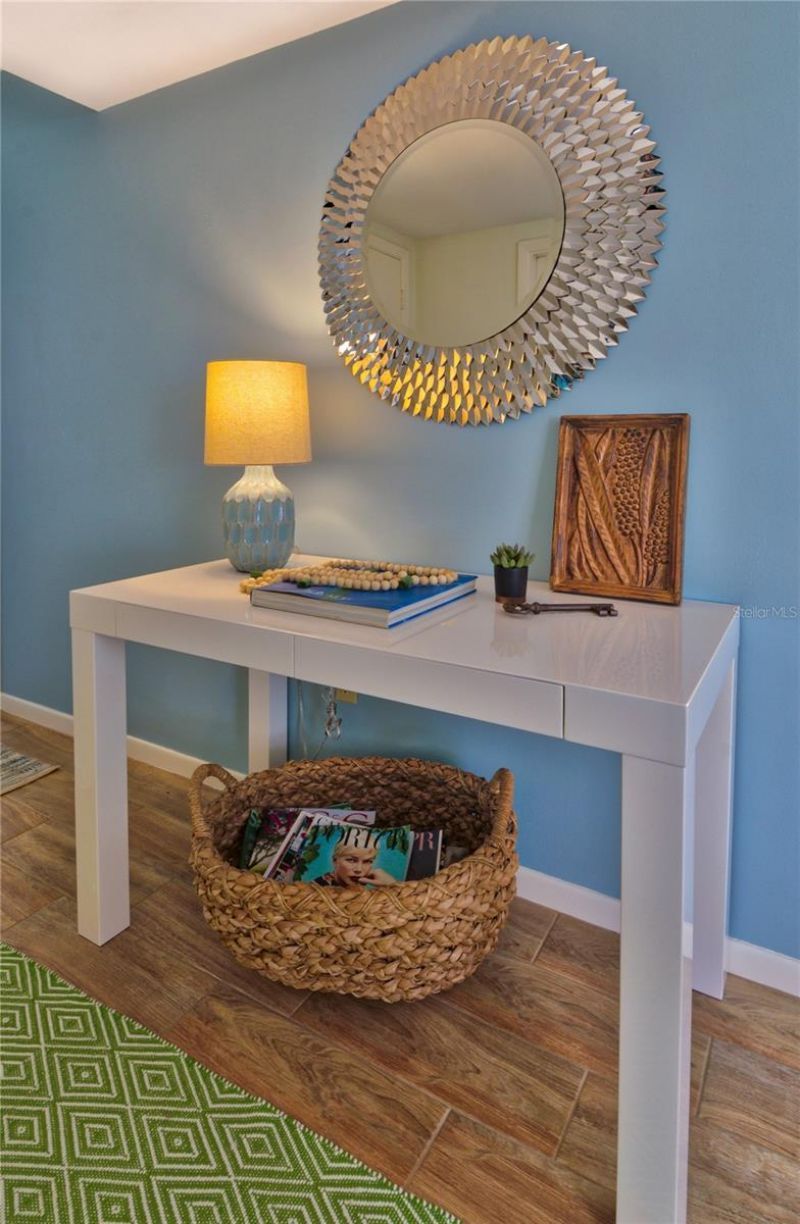 608 Gladstone Lane, Holmes Beach, FL 34217 Photo