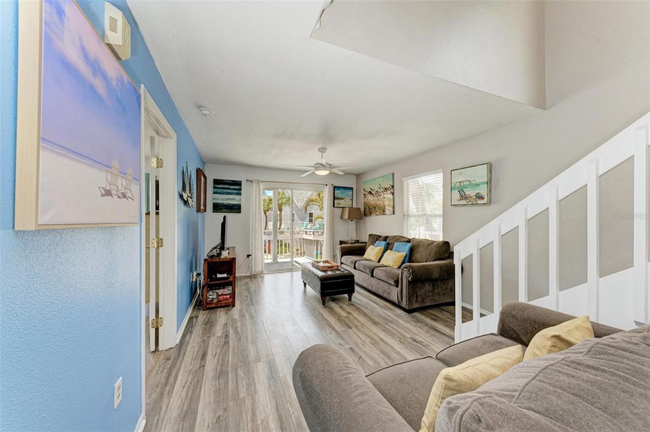 6311 Gulf Drive , Holmes Beach, FL 34217 Photo