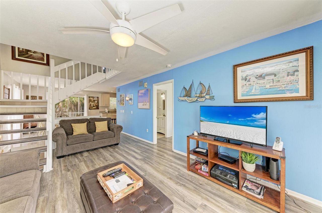 6311 Gulf Drive , Holmes Beach, FL 34217 Photo